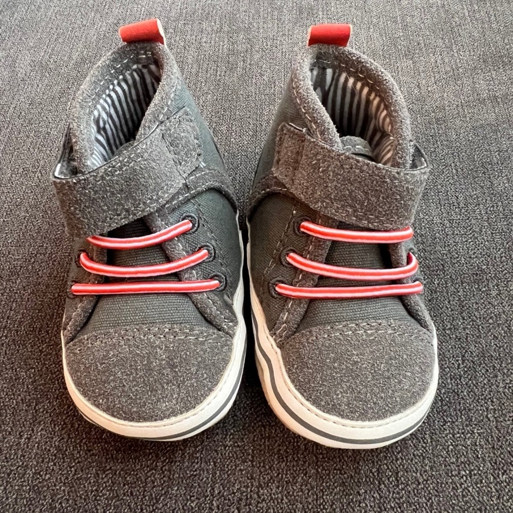 Surprise Crib Shoes - Charcoal - NWOT